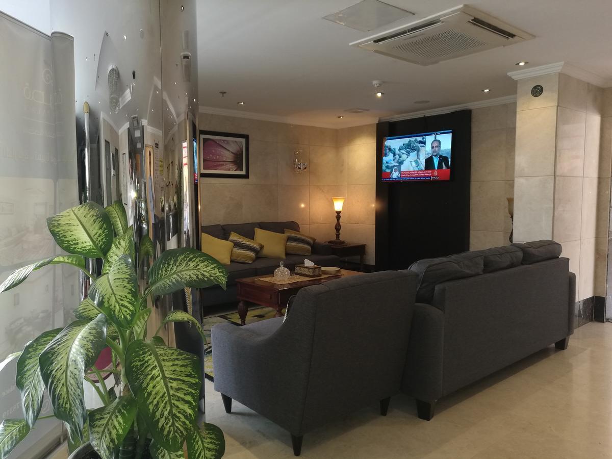 Al Ezzah Palace Hotel Suites Jeddah Bagian luar foto