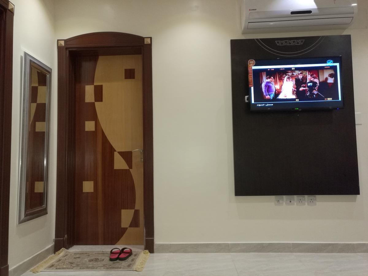 Al Ezzah Palace Hotel Suites Jeddah Bagian luar foto