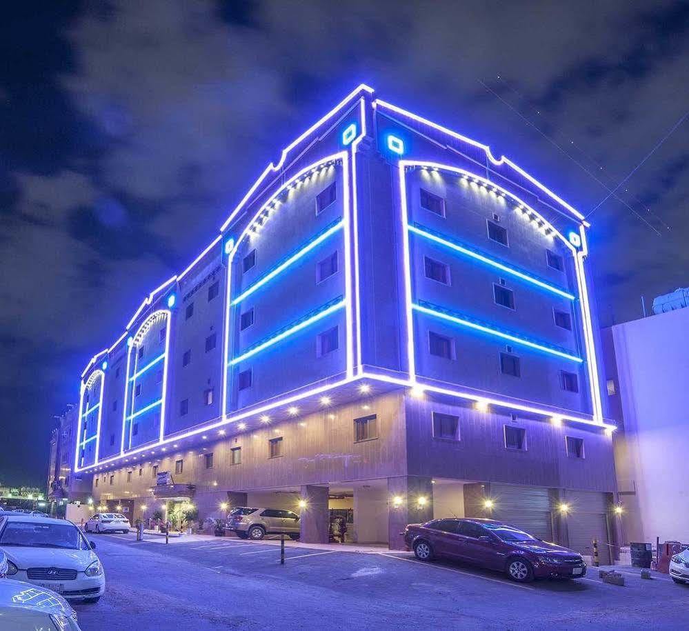 Al Ezzah Palace Hotel Suites Jeddah Bagian luar foto